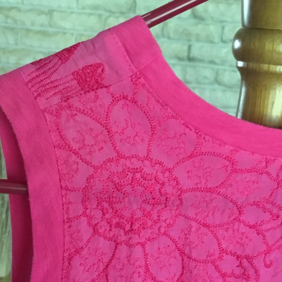 BRIGHT PINK HI-LO SILK BLOUSE - Picture 4 of 8